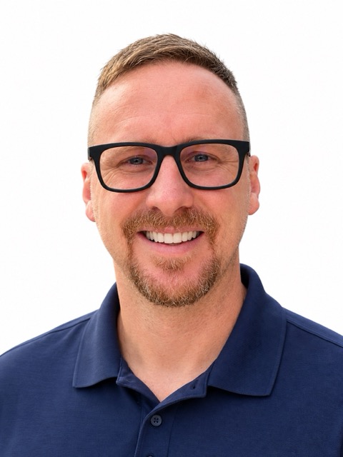 A member of the AMP Spark Pro team